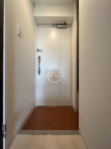 玄関　Luxe難波南　玄関