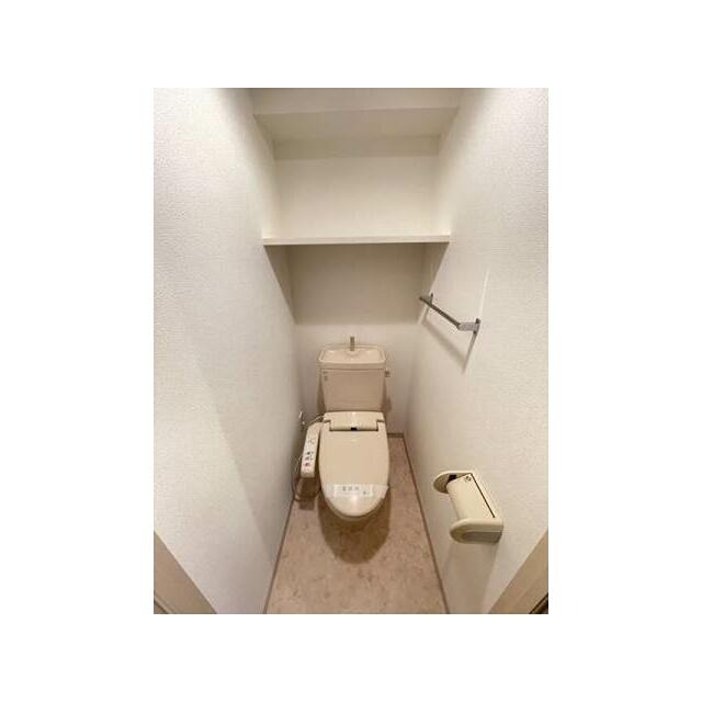 トイレ　※同仕様写真