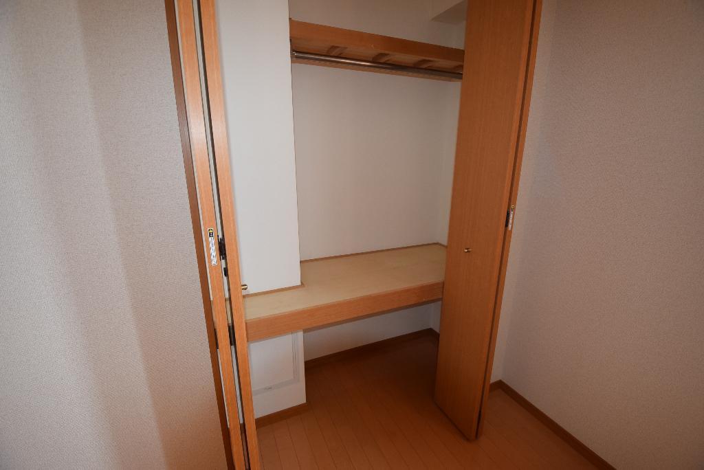 収納　クローゼット