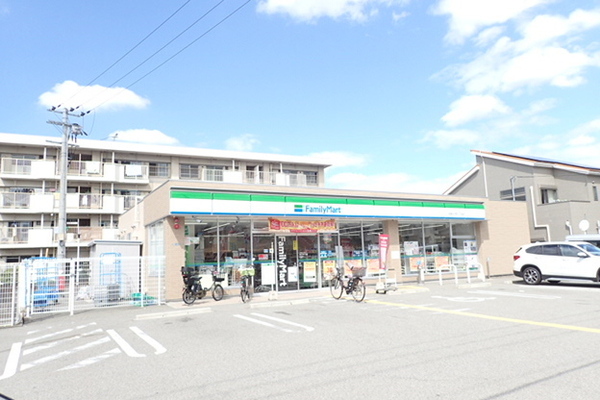 コンビニ　ファミリーマート和泉王子町一丁目店（コンビニ）まで400m