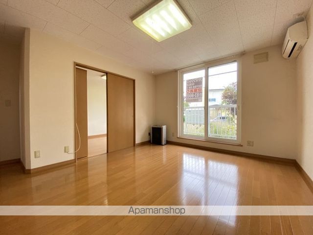 Brilliant Houseの居間写真