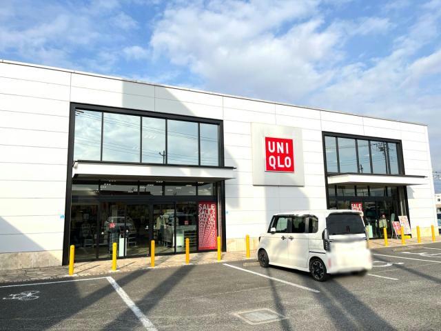 ショッピングセンター　ユニクロ渋川有馬店（ショッピングセンター）まで1150m