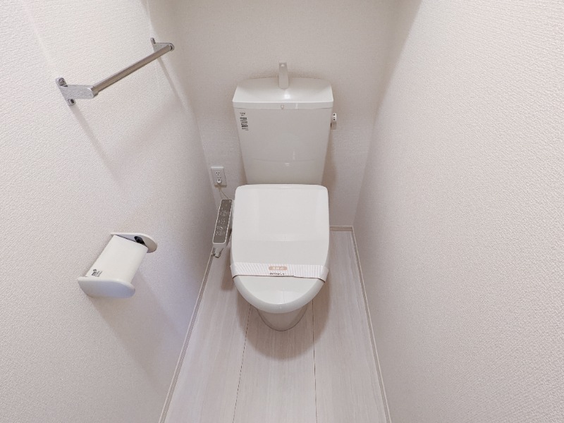 トイレ　図面と現状に相違がある場合には現状を優先