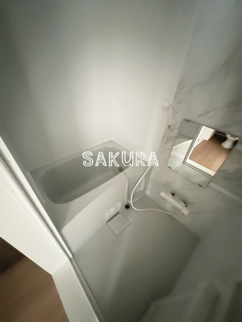 バス・シャワールーム　嬉しい追い焚き・浴室乾燥機付き♪