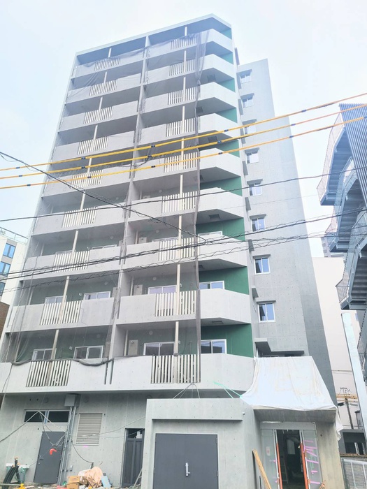 建物外観　建築中