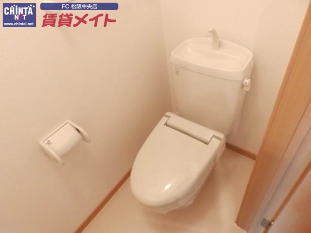 トイレ　他部屋のお写真です！