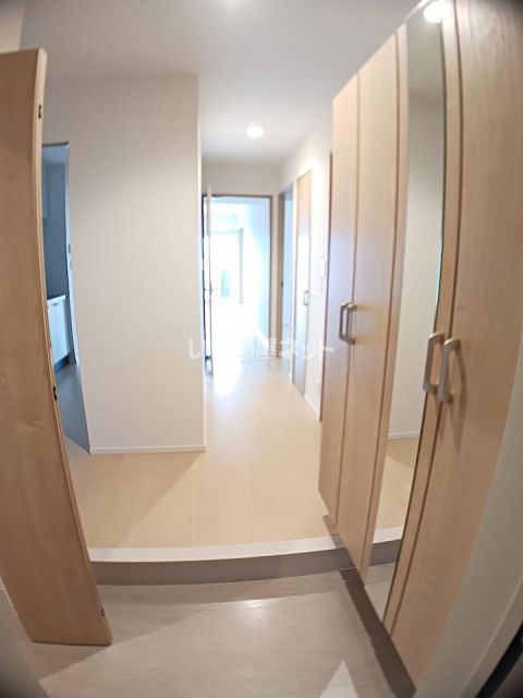 パルステージ関屋の玄関写真
