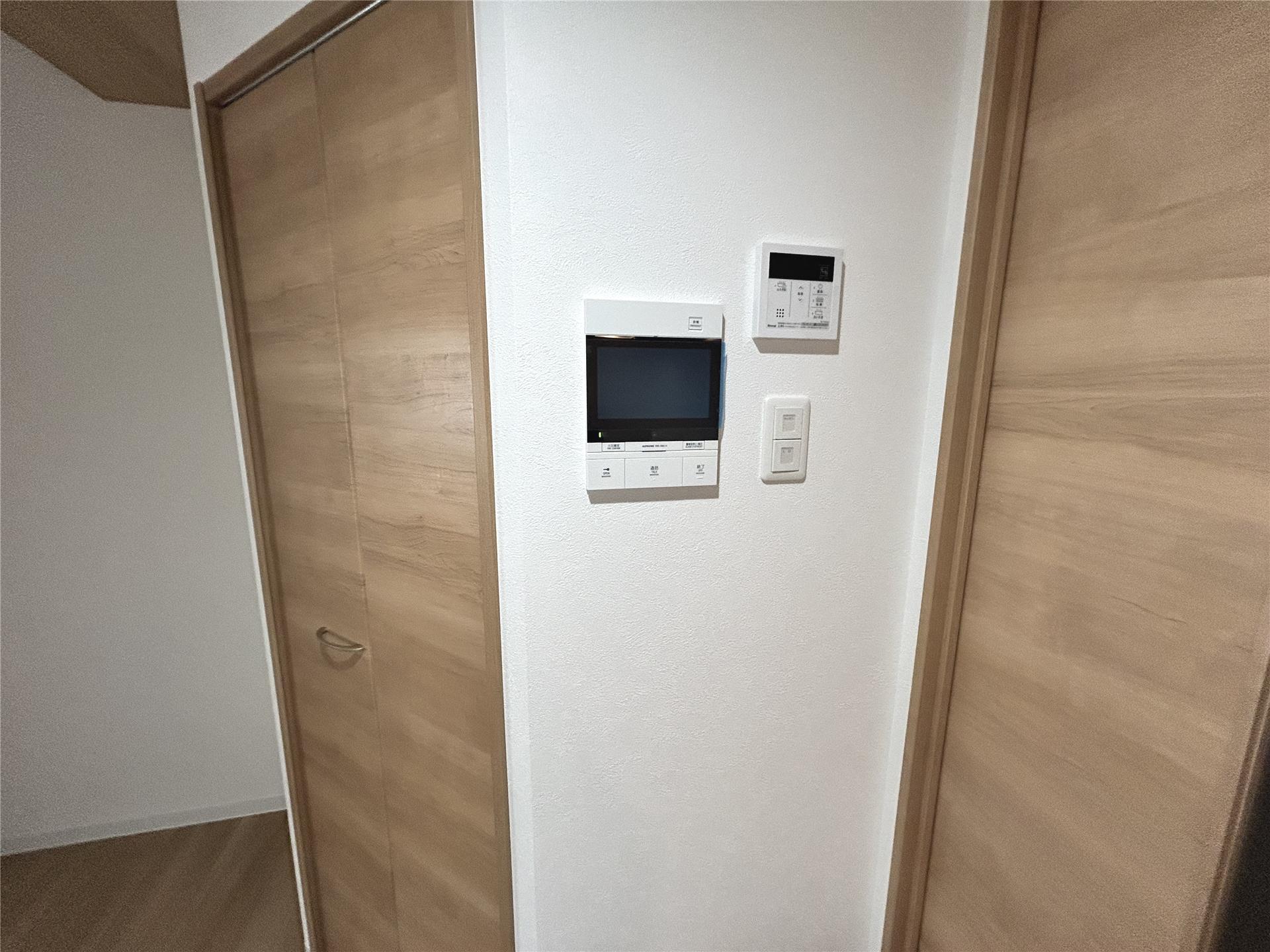 セキュリティ　訪問者の確認ができるTVモニターホン付き(モデルルーム)