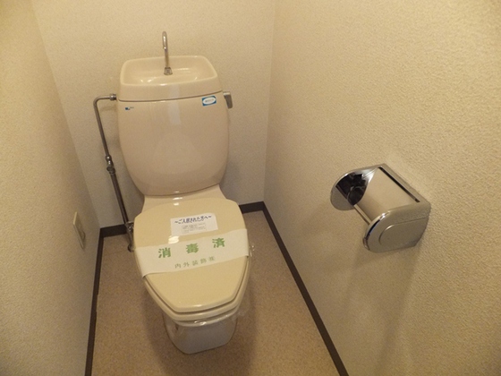 トイレ　※別号室の写真です。