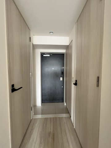 玄関　収納もある玄関です