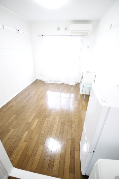 居室・リビング　※他部屋参考写真