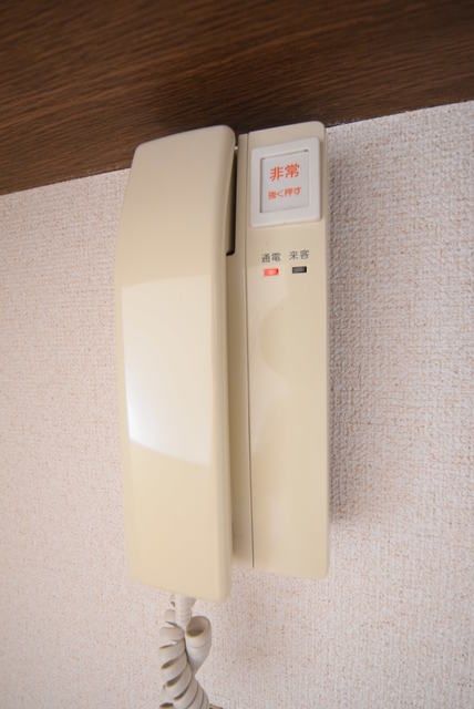 セキュリティ　★インターホン付き★