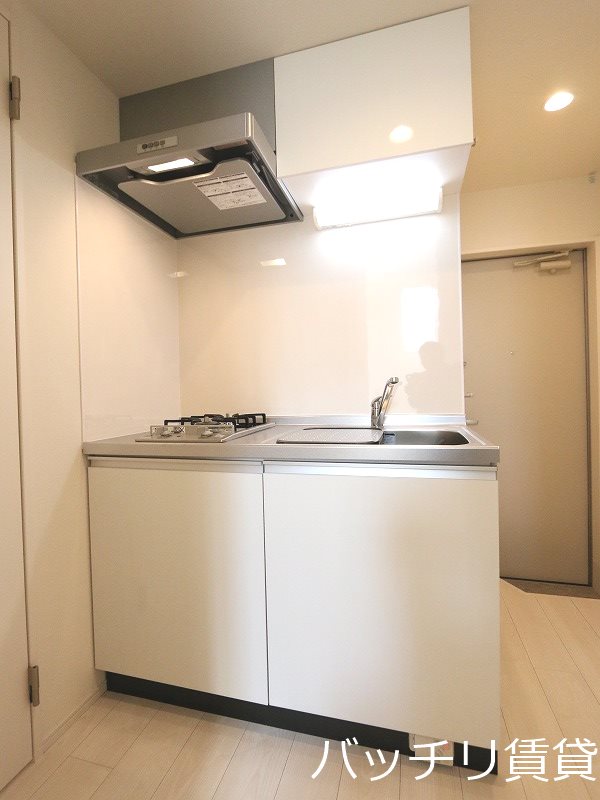 キッチン　同型タイプの為、現状を優先致します。