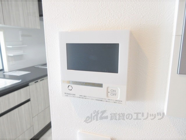 その他設備　給湯器リモコン