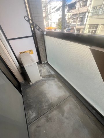 バルコニー　開放的で明るい空間を演出してくれるバルコニーです