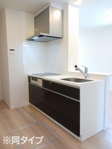 キッチン　※同タイプ部屋の写真です。