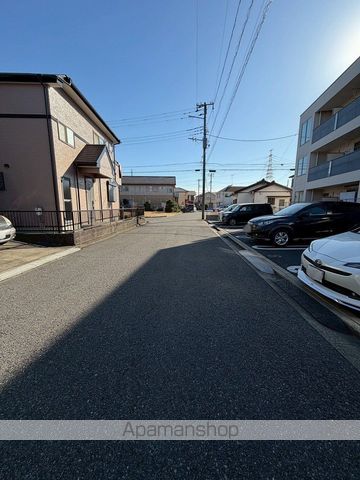 その他　物件前道路（その他）まで0m