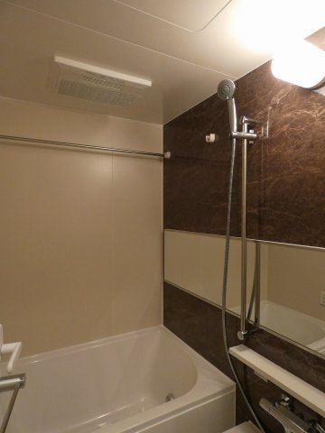 バス・シャワールーム　バス※別部屋参考写真