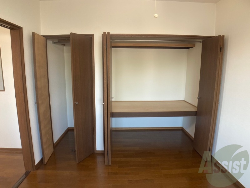 収納　収納もバッチリあるのでお部屋が片付きますよ！