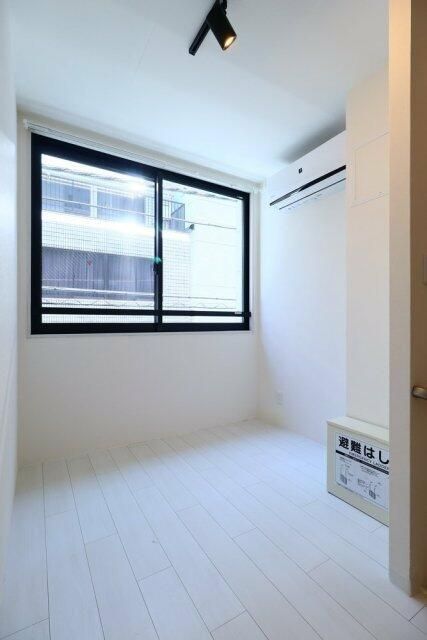 居室・リビング　写真は同タイプ住居です。