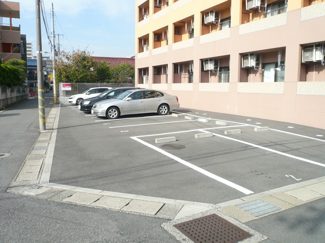 駐車場　【空要確認】