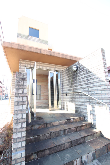 エントランス　建物入り口♪
