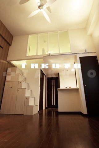 エスリード大阪シティーウエストの居間写真