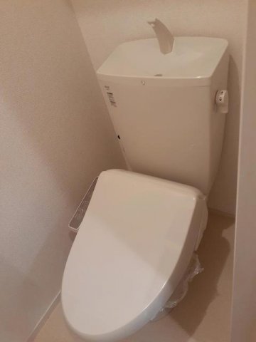 トイレ　コンパクトで使いやすいトイレです