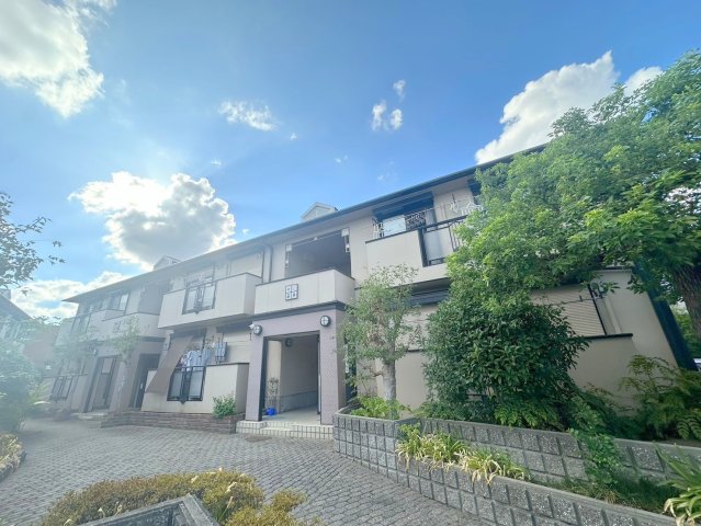 建物外観　綺麗な外観の素敵なお部屋があなたを待っています。