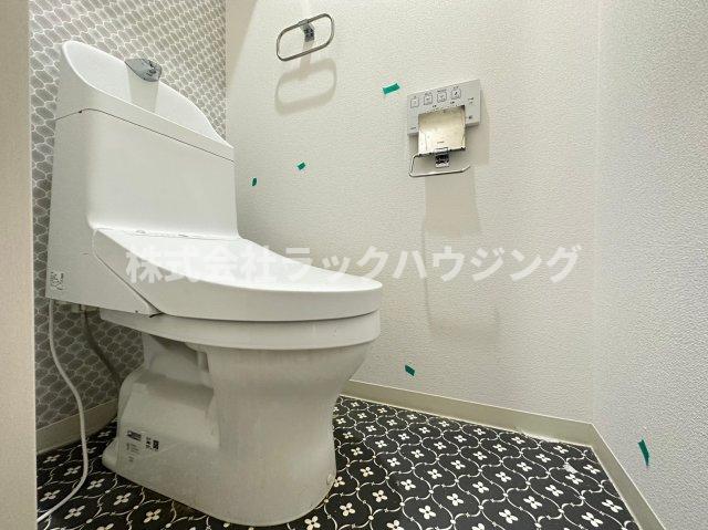 トイレ　【お部屋探しはラックハウジングにお問合せ下さいませ】
