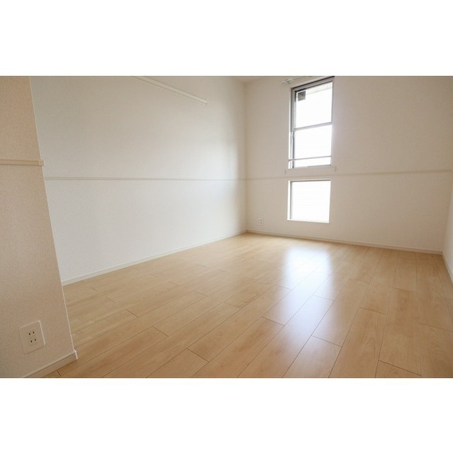 その他部屋・スペース　洋室５．７帖
