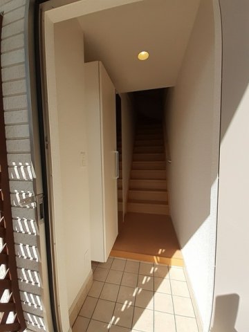 高松琴平電鉄琴平線 仏生山駅 徒歩8分 2階建 築12年の玄関写真
