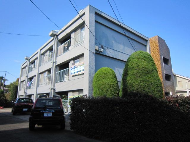 小川マンションの外観写真