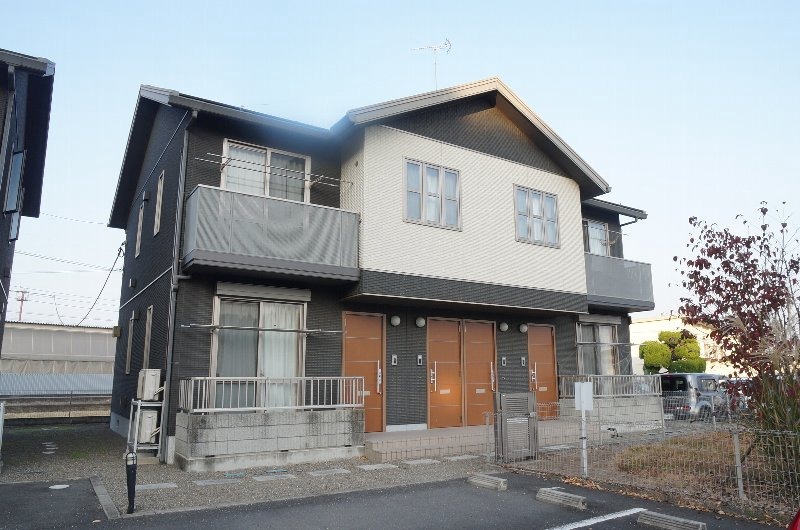 ＪＲ高崎線 新町駅 徒歩13分 築17年
