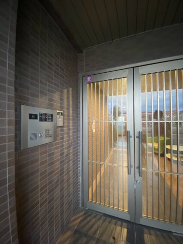 地下鉄御堂筋線 なかもず駅 徒歩10分 9階建 築19年の外観写真