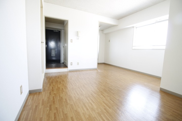 居室・リビング　※他部屋参考写真