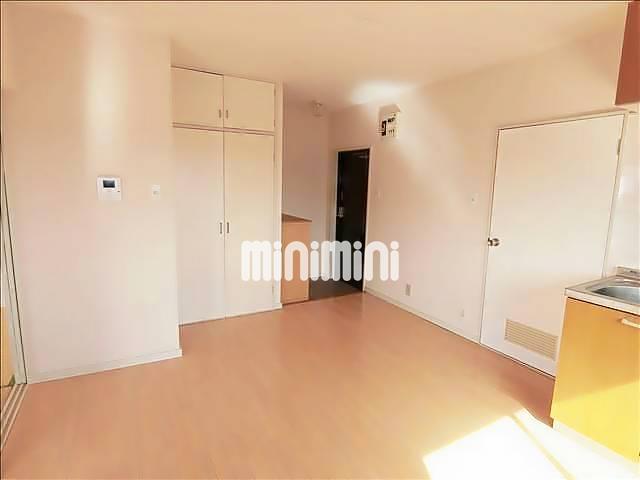 FRIEND VILLA 1の居間写真