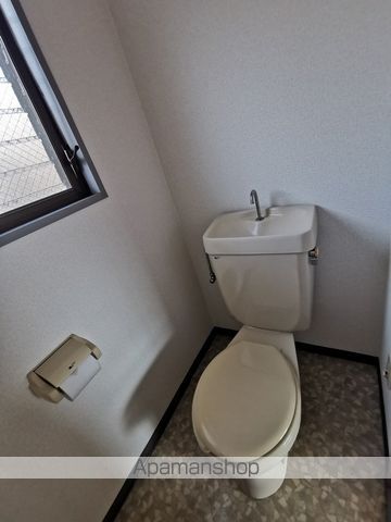 小田急小田原線 本厚木駅 徒歩16分 3階建 築37年のトイレ写真