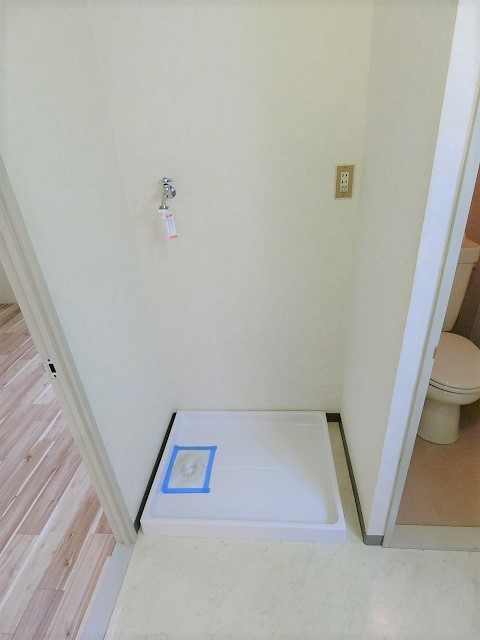 その他　写真は同建物の別部屋を参考に掲載しております。