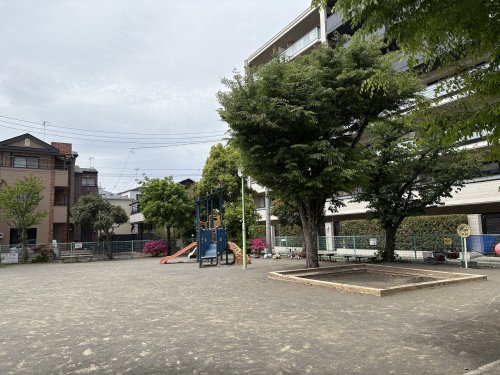 公園　下布田公園（公園）まで384m