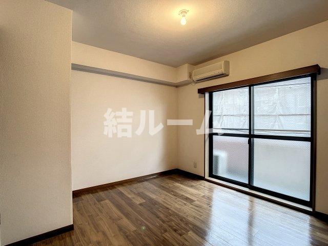 東武東上線 下板橋駅 徒歩7分 4階建 築28年の居間写真