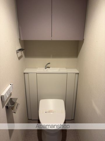 東急田園都市線 三軒茶屋駅 徒歩7分 5階建 築3年のトイレ写真