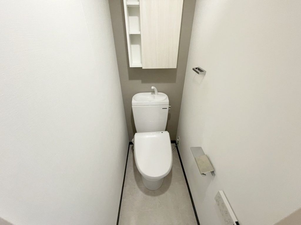 トイレ　※同施工会社同モデル施工例※