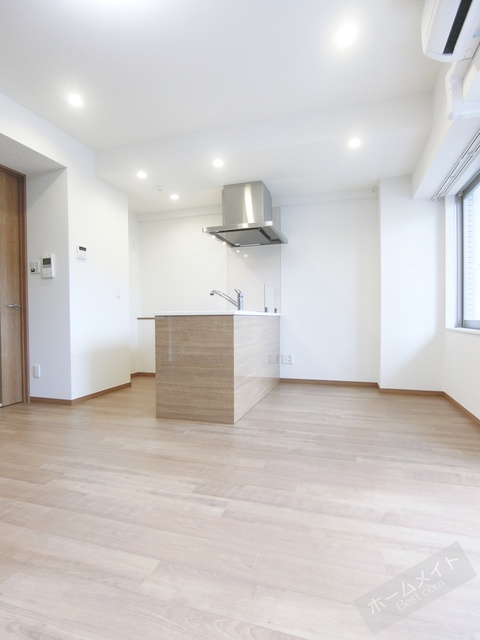 Mon maison IIの居間写真