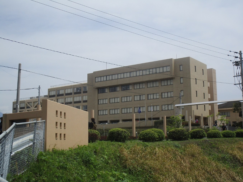 大学・短大　私立鹿児島国際大学（大学・短大）まで1377m