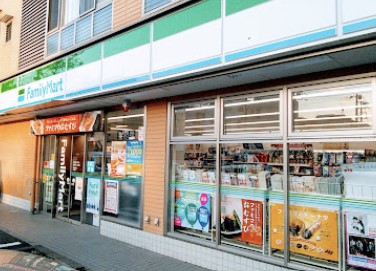 コンビニ　ファミリーマート東玉川二丁目店（コンビニ）まで513m