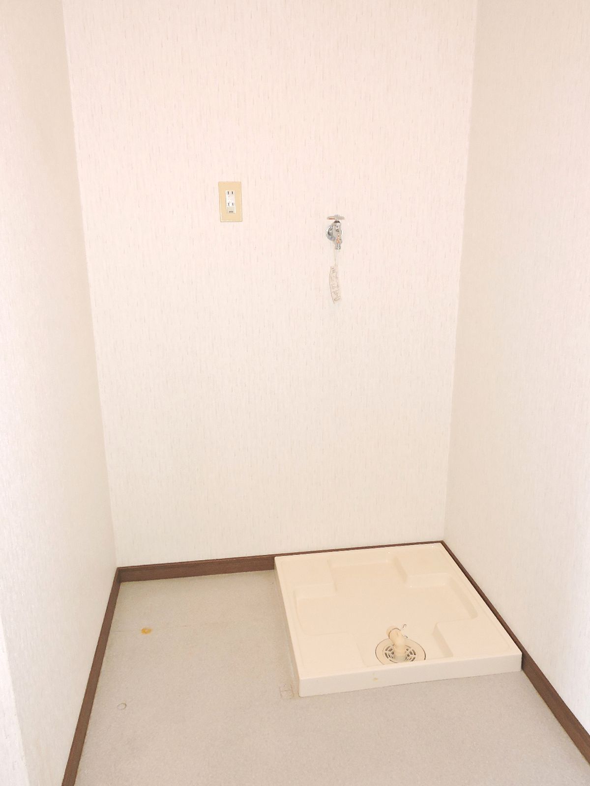 洗面設備　洗濯機置場