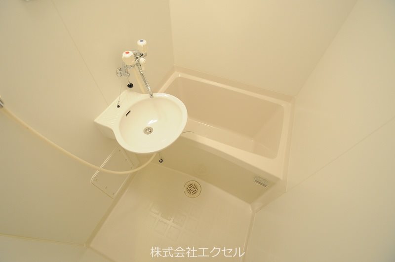 洗面設備　同等タイプのイメージ写真です。