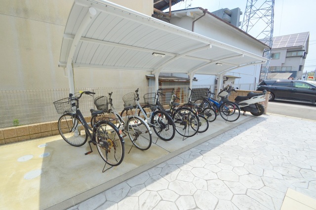 スーパー　万惣海田店（スーパー）まで543m