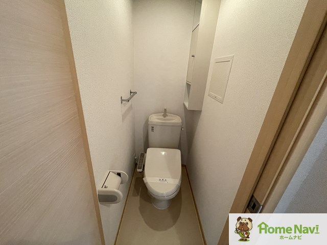 トイレ　ウォシュレット付き